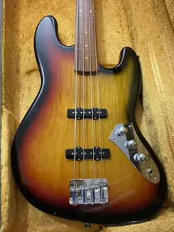 FRETLESS SUNBURST W/