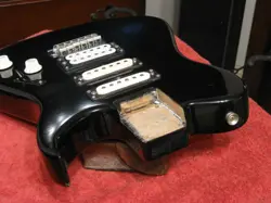 SQUIER BULLET LOADED