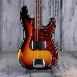 FENDER CUSTOM SHOP LIMITED EDITION 1963 PRECISION BASS HEAVY RELIC, FADED AGED 3
