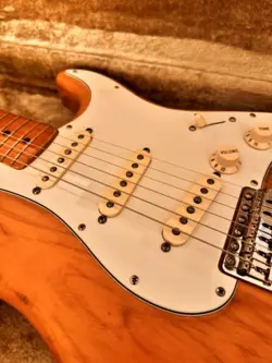 1974 FENDER STRATOCASTER NATURAL