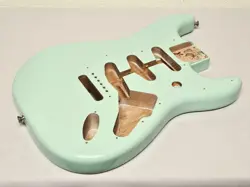 2020 FENDER 50'S STRAT SURF GREEN BODY VINTAGE '57 REISSUE / VINTERA GUITAR