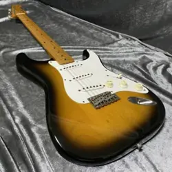 ELECTRIC GUITAR FENDER ST57-70TX STRATOCASTER SUNBURST MADE IN JAPAN