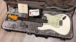 MODIFIED FENDER AMERICAN PROFESSIONAL  STRATOCASTER ELECTRIC GUITAR AMERICAN PRO