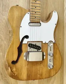 NICE FENDER TELECASTER
