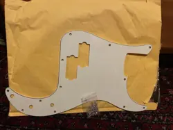 PRECISION/P-BASS 13-HOLE