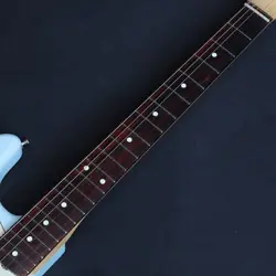 FENDER FSR COLLECTION TRADITIONAL 60S STRATOCASTER   DAPHNE BLUE