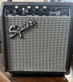 FENDER FRONTMAN GUITAR AMP