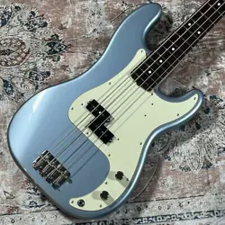 FENDER FSR TRADITIONAL 60S PRECISION BASS ICE BLUE METALLIC