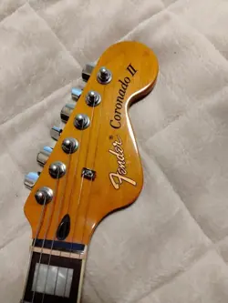 FENDER MODERN CORONADO
