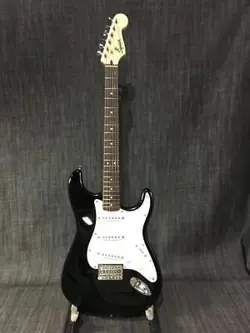 SQUIER BY FENDER STRATOCASTER BK  ELECTRIC GUITAR EXCELLENT CONDITION