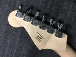 FENDER STRATOCASTER BK