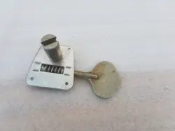 1972 FENDER PRECISION BASS TUNER