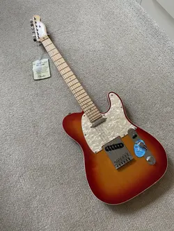 FENDER AMERICAN DELUXE TELECASTER AGED CHERRY SUNBURST (2007)