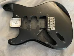 VIBE STRATOCASTER STRAT