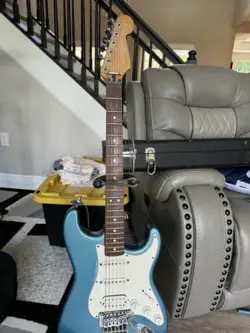 FENDER STRATOCASTER RICHIE SAMBORA GUITAR.