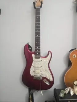 2000 FENDER AMERICAN DELUX FAT STRAT TEXAS SPECIAL CANDY APPLE RED.