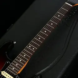 FENDER AMERICAN ULTRA LUXE STRATOCASTER ROSEWOOD FINGERBOARD 2-COLOR SUNBURST