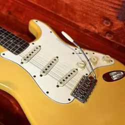 FENDER STRATOCASTER OLYMPIC WHITE 1974