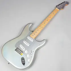 FENDER H.E.R