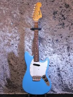 FENDER MUSICMASTER II.