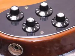 FENDER TELECASTER DELUXE  73