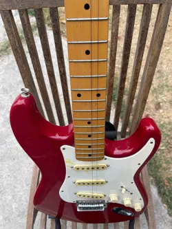 STRATOCASTER SQUIER II