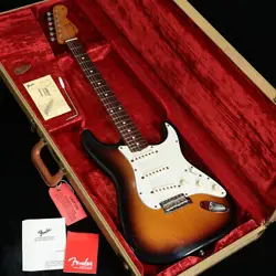 STRATOCASTER 3CS SAFE