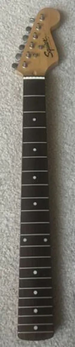 2004 FENDER SQUIER BULLET STRATOCASTER LOADED NECK 60'S HEADSTOCK - EXCELLENT!