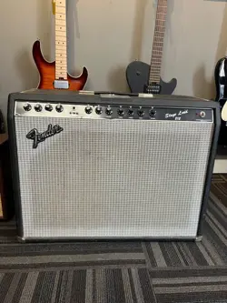 1986 FENDER STAGE