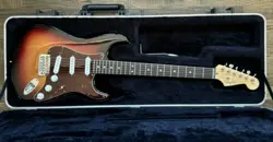 FENDER STRATOCASTER ROSEWOOD USA WITH HARDSHELL CASE CUSTOM SHOP