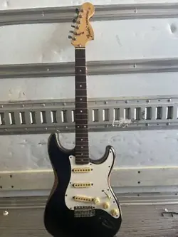 FENDER STRATOCASTER ELECTRIC GUITAR STRAT FENDER STRATOCASTER GUITAR VINTAGE E S