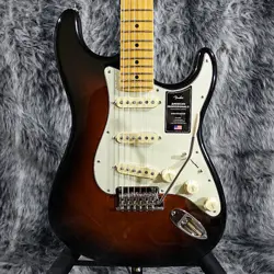 FENDER USA AMERICAN PROFESSIONAL II STRATOCASTER 2-COLOR SUNBURST