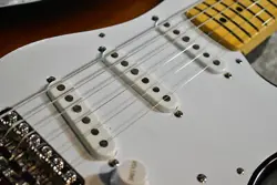 2-COLOR SUNBURST V701099