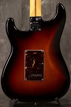 FENDER AMERICAN PROFESSIONAL II STRATOCASTER MAPLE FINGERBOARD 3-COLOR SUNBURST