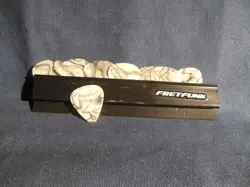 FENDER GUITAR PICKS MEDIUM, ABALONE