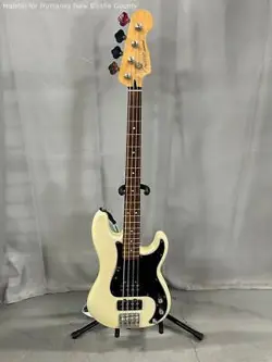 FENDER PRECISION ELECTRIC BASS