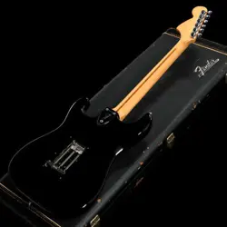 FENDER 1973 STRATOCASTER BLACK