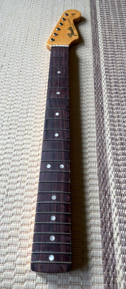 FENDER AMERICAN CLASSIC '60S STRATOCASTER NECK ROSEWOOD ORIGINAL STRAT LACQUER