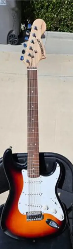 FENDER STARCASTER ELECTRIC STRATOCASTER GUITAR - NO STRAP