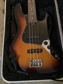 1995 FENDER / AMERICAN JAZZ BASS STANDARD - 50TH ANNIVERSARY EDITION