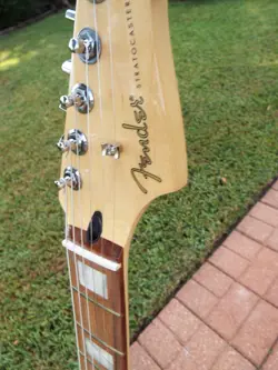 STRATOCASTER 2022 MODEL