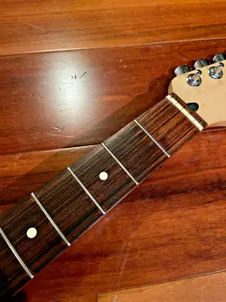 STRAT ROSEWOOD MAPLE