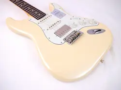FENDER 2024 COLLECTION MADE IN JAPAN HYBRID II STRATOCASTER HSS OLYMPIC PEARL
