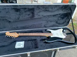 SQUIRE STRAT BY FENDER 6 STRING ELECTRIC GUITAR BLACK WITH PADDED CARRY CASE