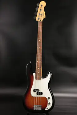 FENDER PLAYER SERIES PRECISION BASS   PAU FERRO