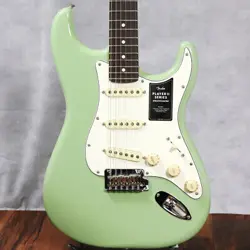 FENDER PLAYER II STRATOCASTER    BIRCH GREEN