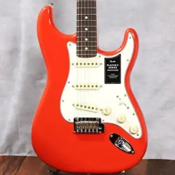 FENDER PLAYER II STRATOCASTER    CORAL RED