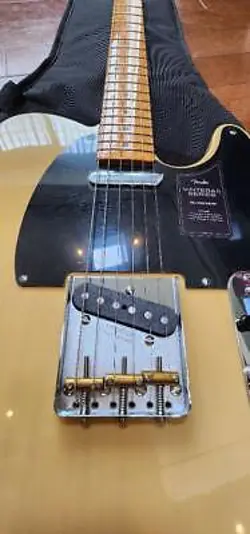 FENDER VINTERA II '50S NOCASTER