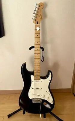 FENDER ELECTRIC GUITAR PLAYER STRATOCASTER