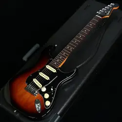 FENDER AMERICAN ULTRA LUXE STRATOCASTER ROSEWOOD FINGERBOARD 2-COLOR SUNBURST (2
